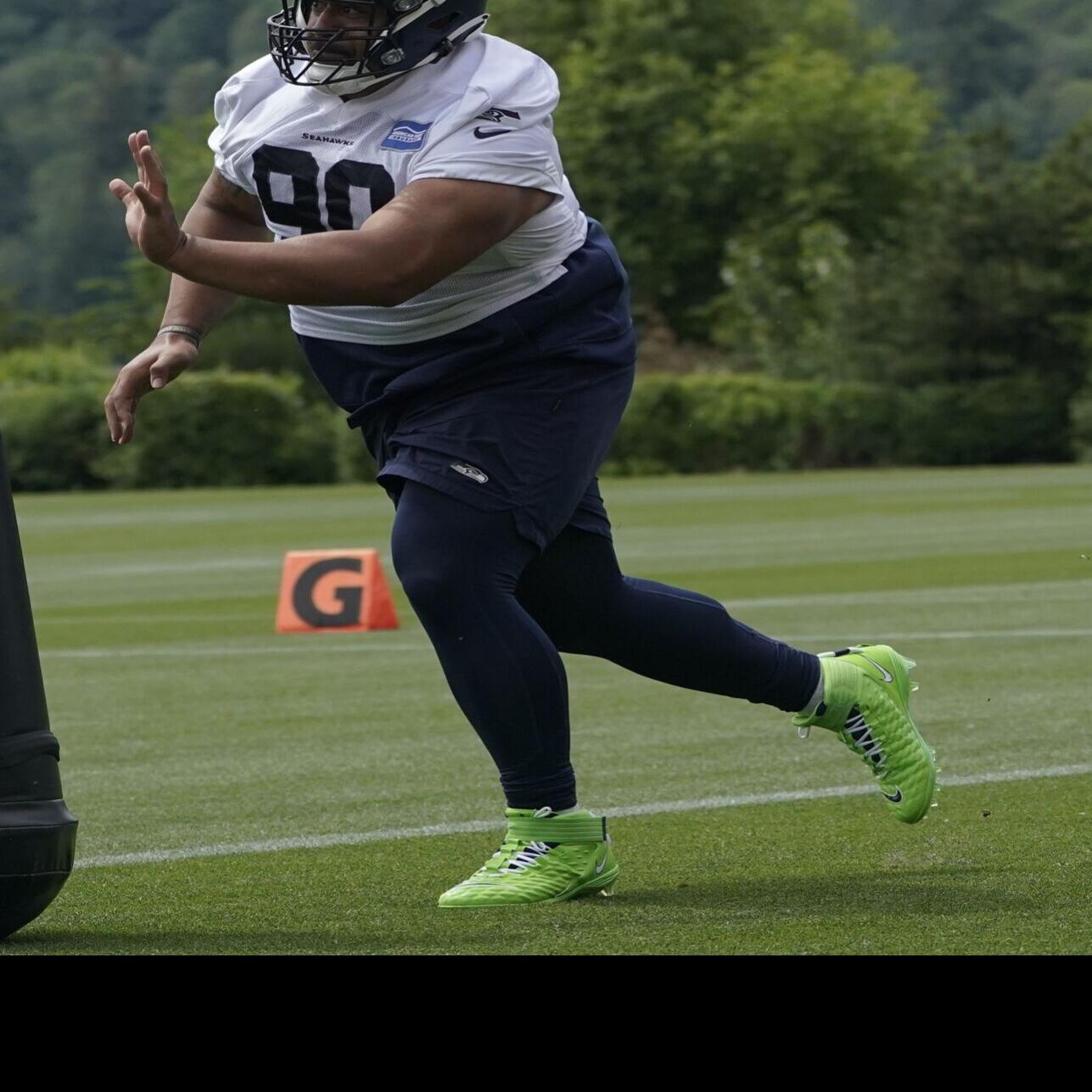 Seahawks sign defensive tackle Bryan Mone to two-year extension, Seahawks