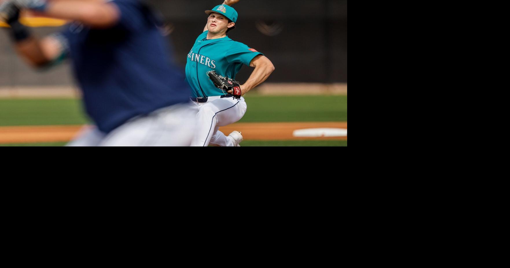Photos: Seattle Mariners hold spring training Sunday