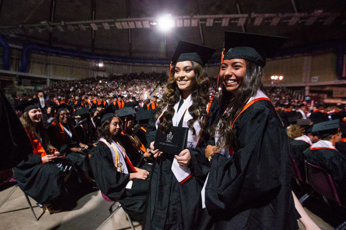 DavisGraduation-YH-060216-31.jpg