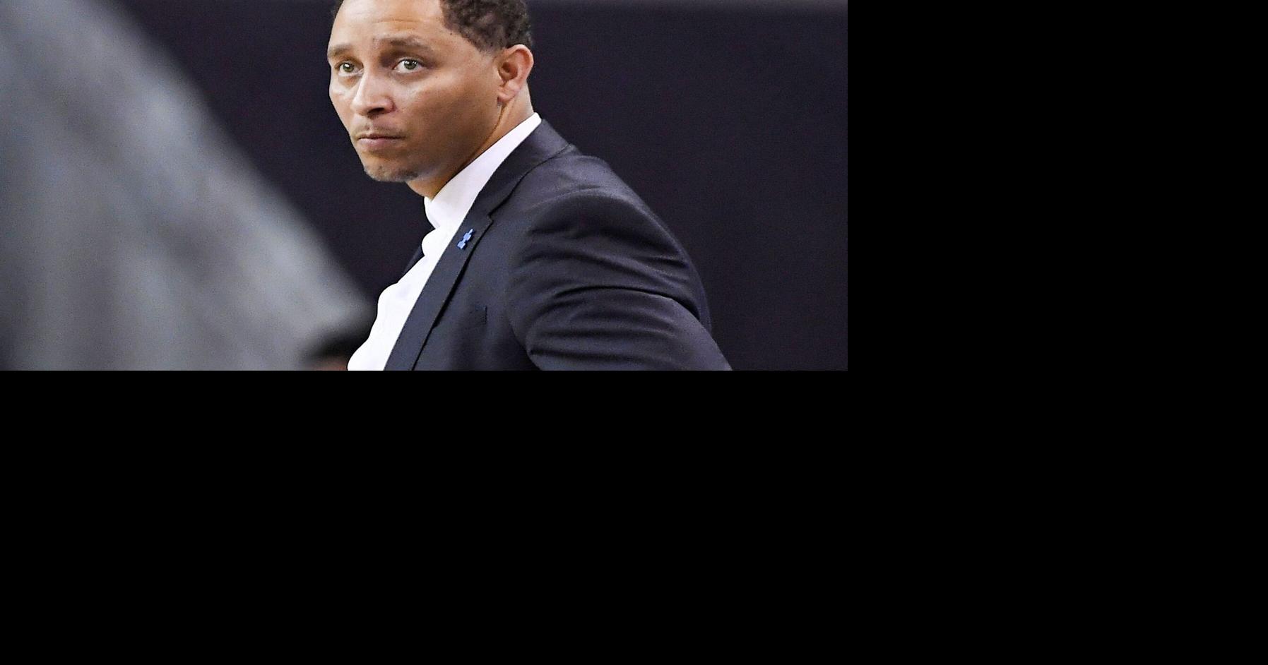Washington Husky men’s assistant Tony Bland reportedly headed to Kansas
