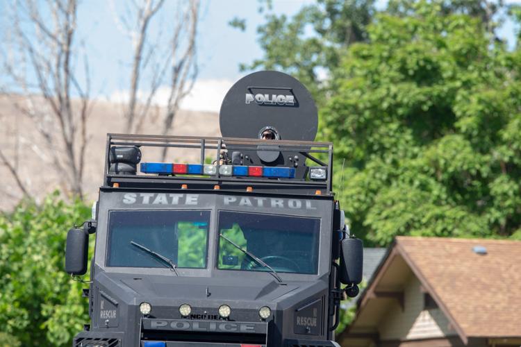 Yakima police take man into custody after threehour standoff Crime