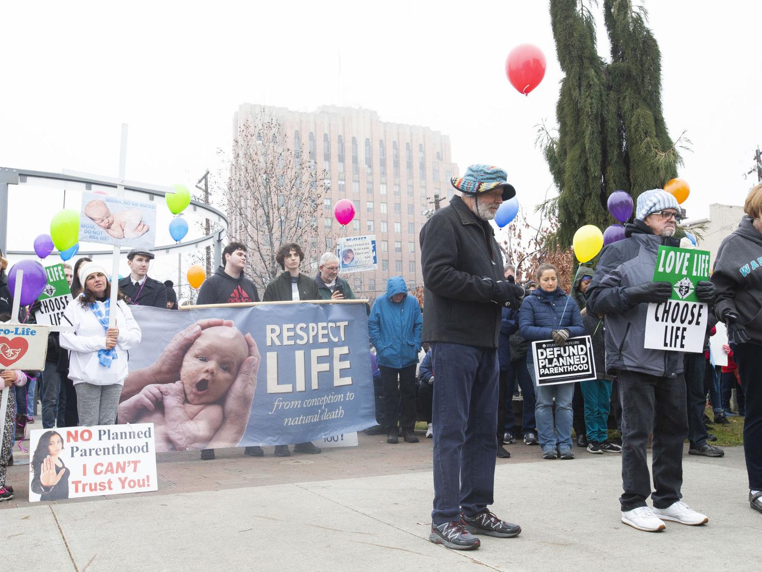 Walk For Life Participants In Yakima Call For End To Abortion Local Yakimaherald Com Walk For Life Participants In Yakima Call For End To Abortion Local Yakimaherald Com