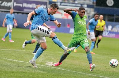 Joevin Jones Leaves Sounders Early Sounders Yakimaherald Com