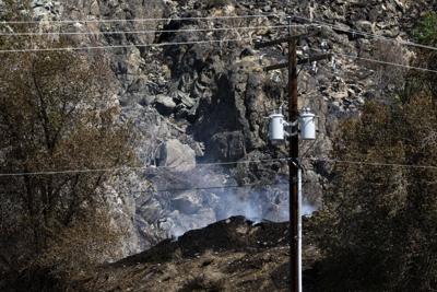 Deadly Chelan Hills wildfire 100% contained, officials say