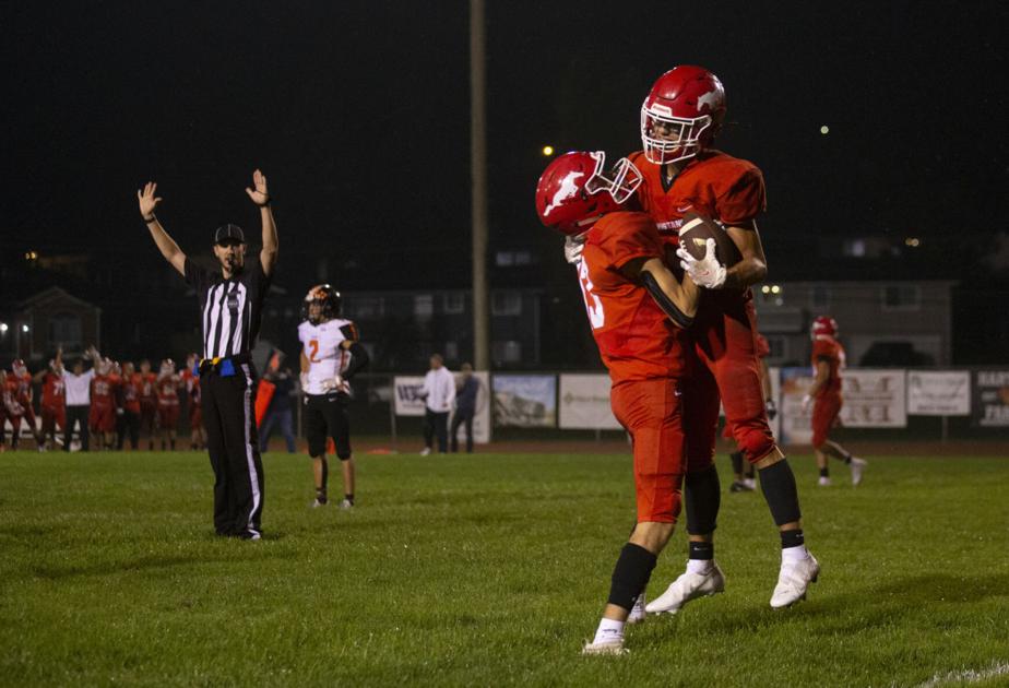 Prosser football to host playoff game; 10-0 Toppenish must travel | Sports Watch