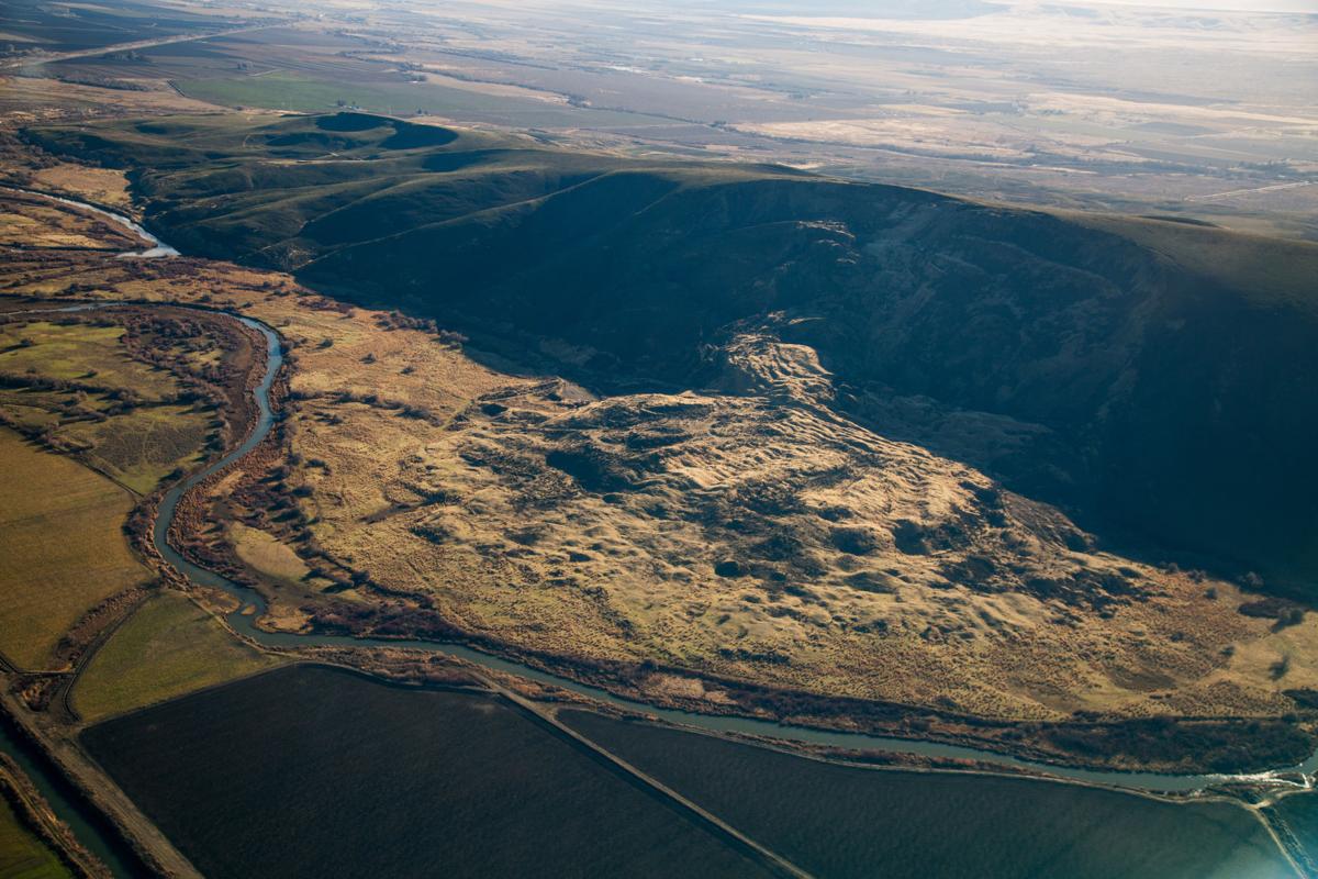 The geology of Rattlesnake Ridge | Local | yakimaherald.com