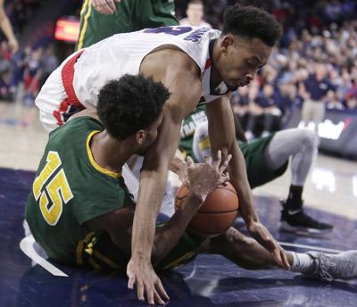 No 15 Gonzaga Men S Basketball Survives Test From San Francisco