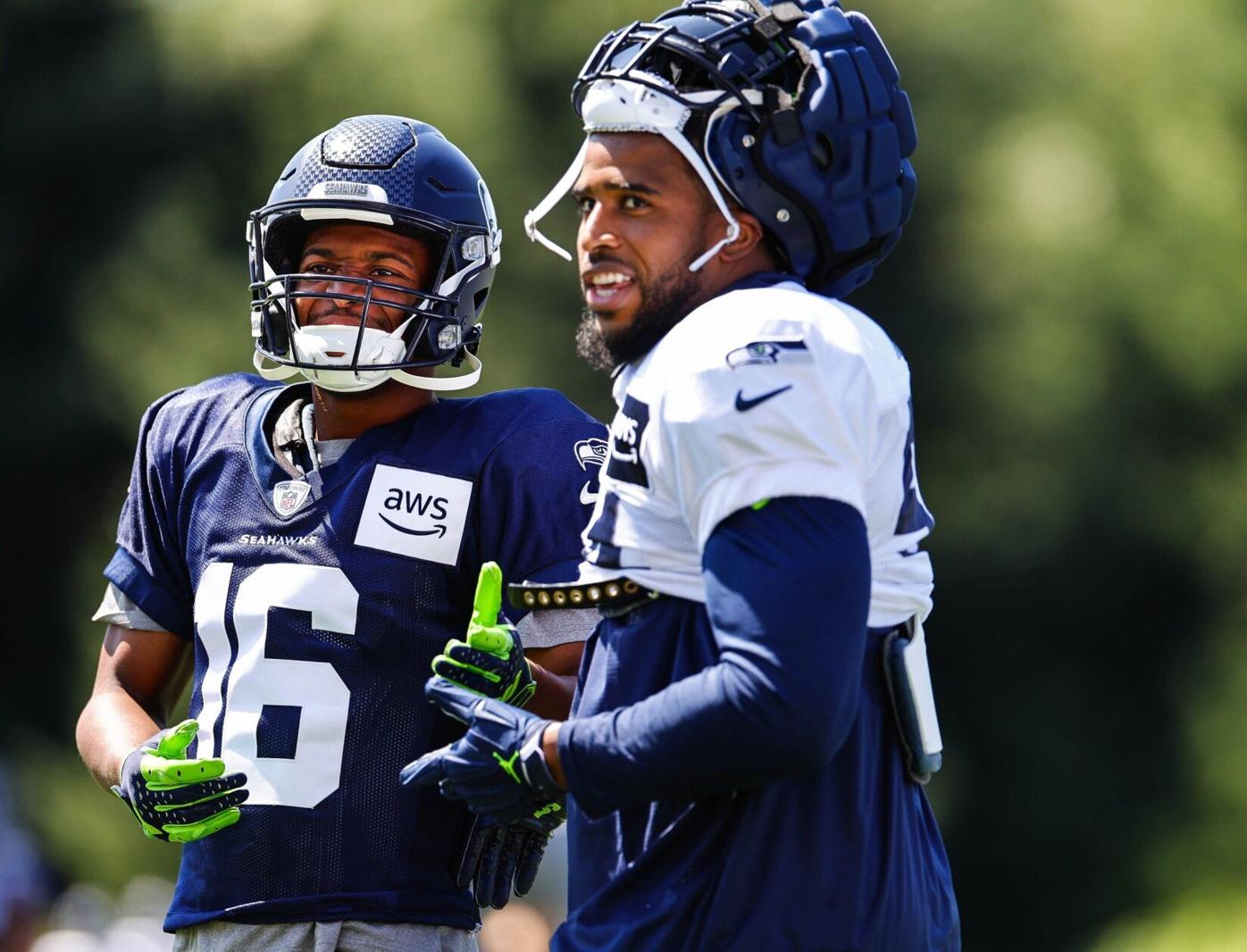 Seahawks running back group takes another hit as rookie Kenny McIntosh  sprains knee