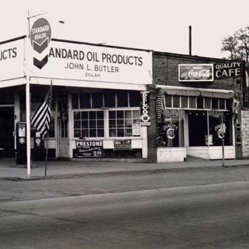 Longtime owners of historic Stonehenge in Zillah acquire former gas station next door with big