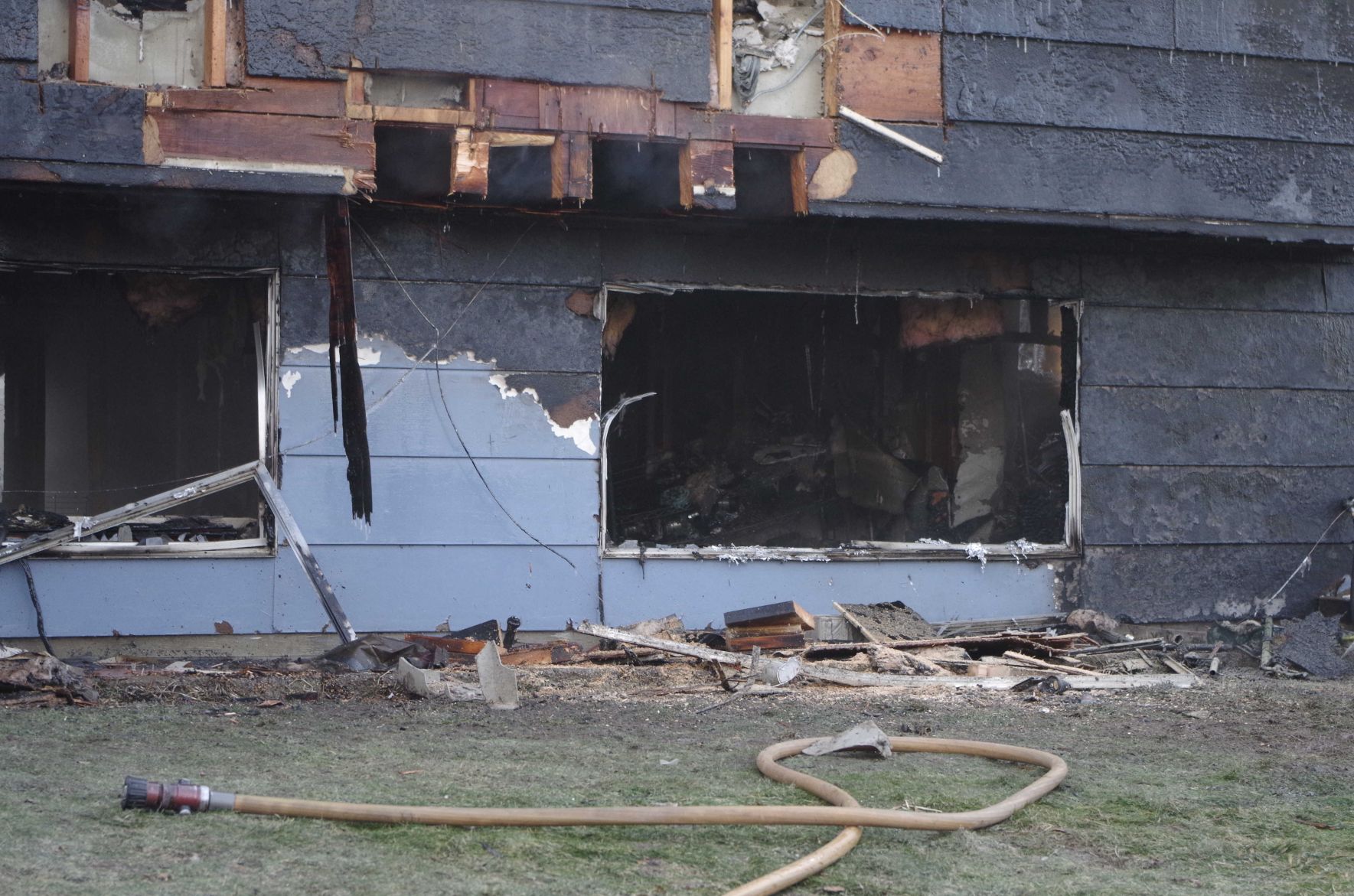 Two Taken To Hospital After Fire Destroys Yakima Home Displacing Nine ...