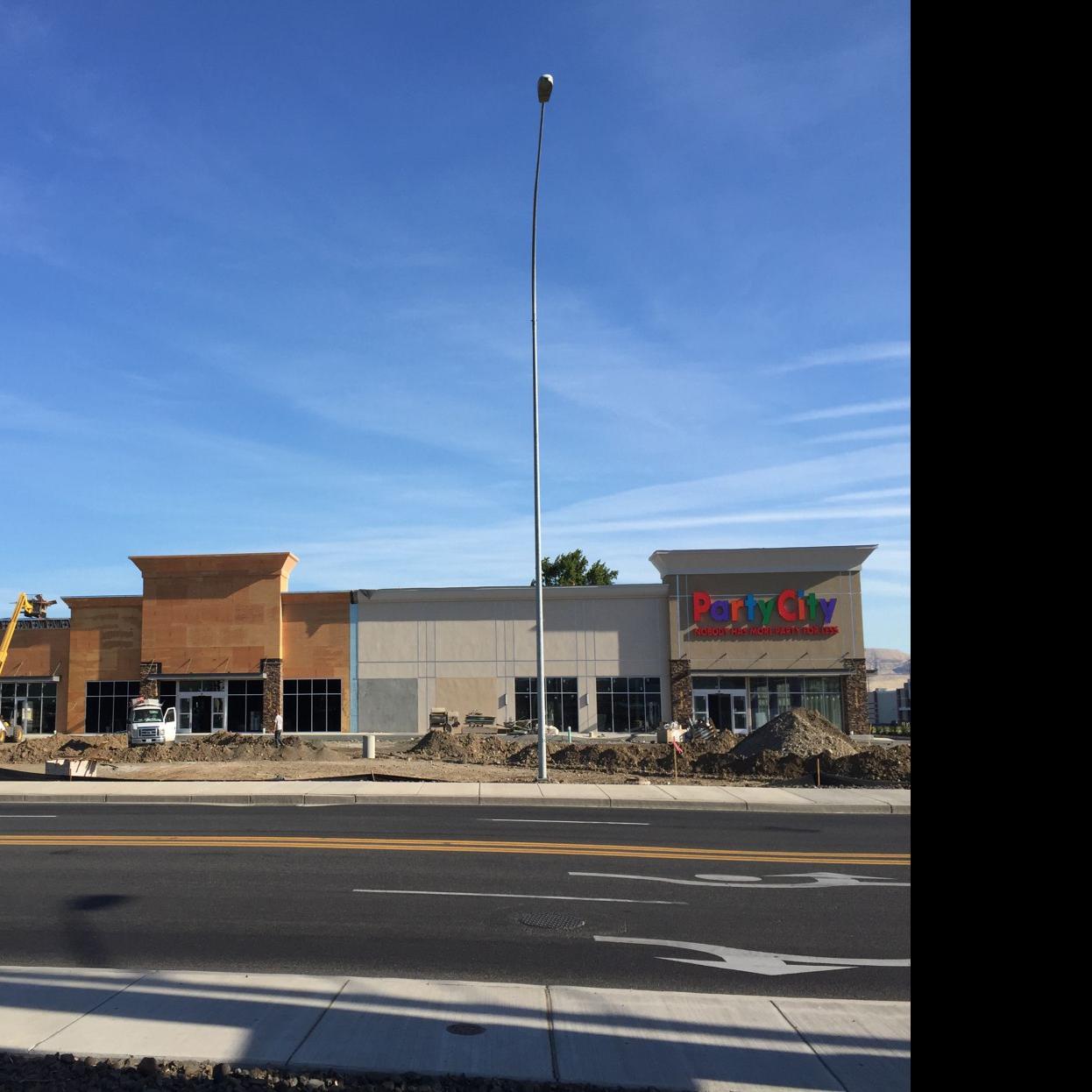 November Opening Planned For Party City In Union Gap Local Yakimaherald Com