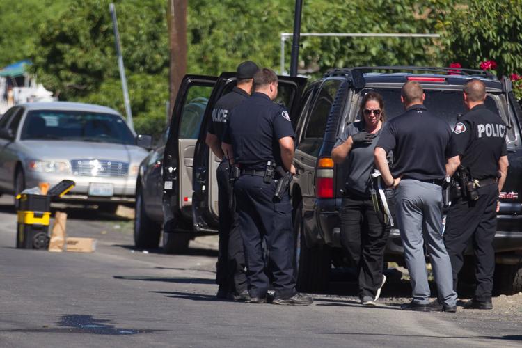 Glendale 1 Suspect Killed During Officer Involved Shooting In Atwater Village Abc7 Los Angeles
