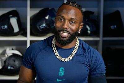 Mariners’ Randy Arozarena has ‘emotional’ return to Tropicana Field