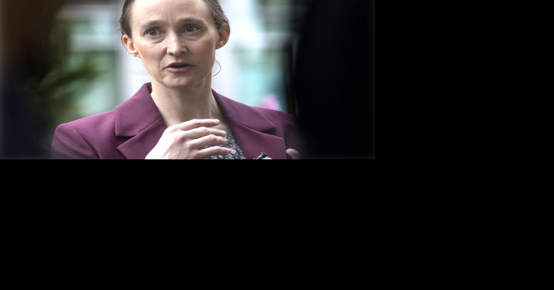 Whoever wins, seafood on menu for Seattle, Boston mayors’ Super Bowl bet