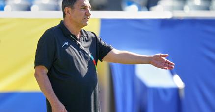 Entrenador dice que Irán aún recibe maltrato de EEUU en el Mundial antes de su 2do partido