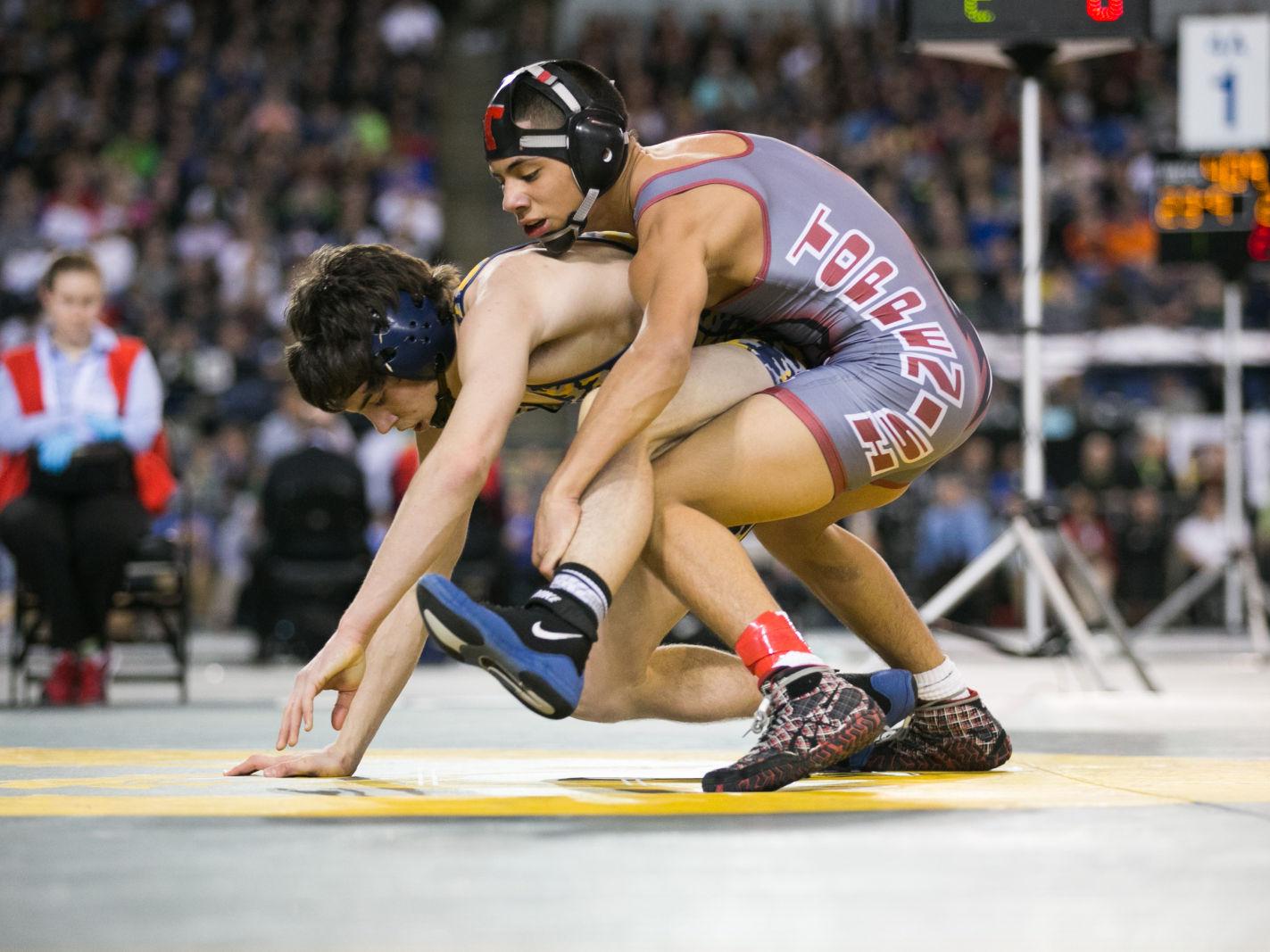 Toppenish Wrestling Dominant At Eisenhower Takedown Tournament News Watch Yakimaherald Com Toppenish Wrestling 2022 Regional Tournament
