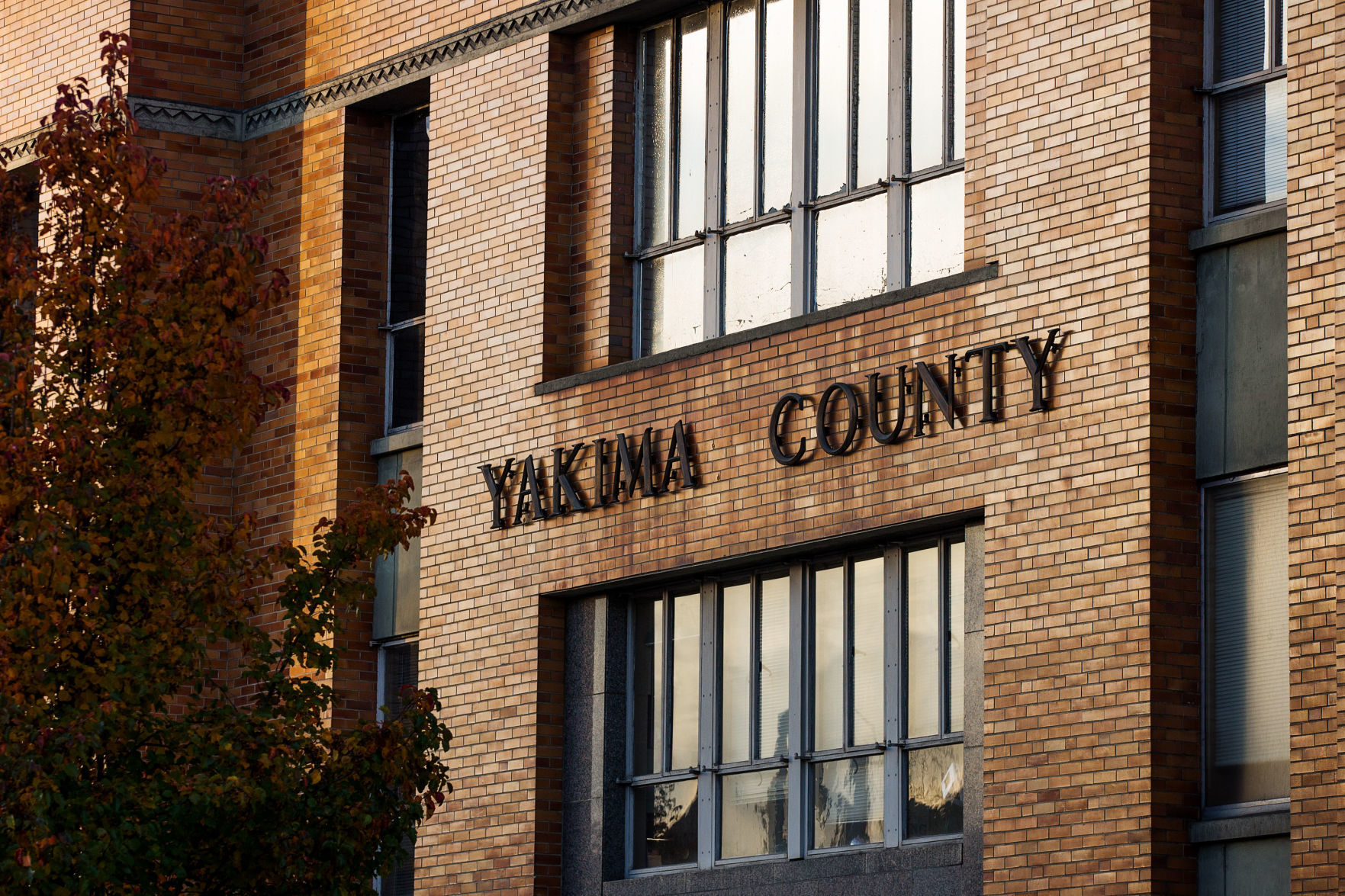 Suspect In Shooting Death Of Woman At Yakima Hotel Appears In Court Crime And Courts Suspect In Shooting Death Of Woman At Yakima Hotel Appears In Court Crime And Courts