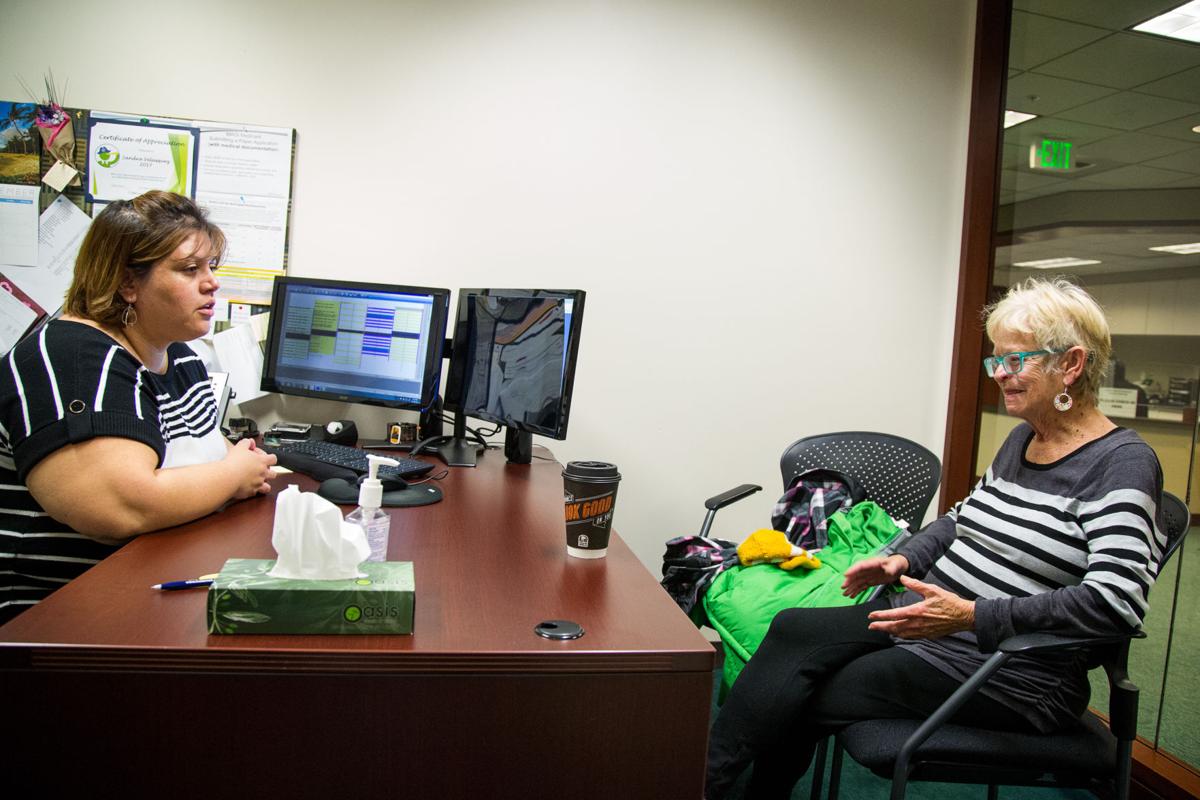 Limited choices hamper health insurance signups in Yakima Limited choices hamper health insurance signups in Yakima