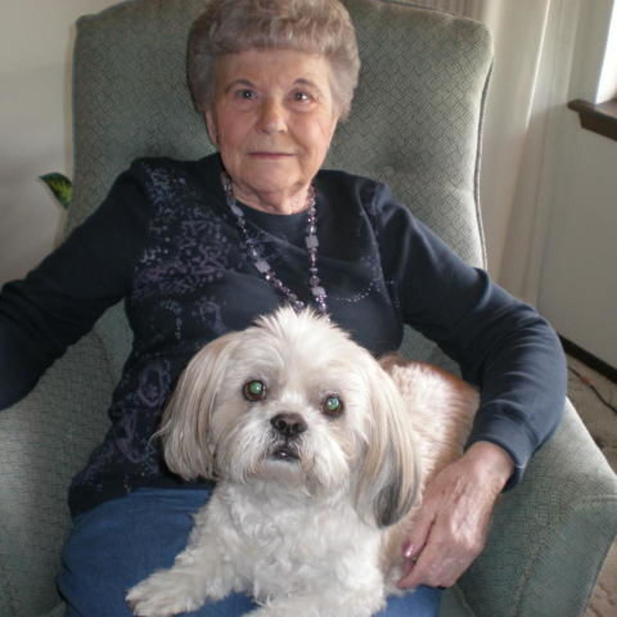 Nadine L Milham Obituaries Yakimaherald Com