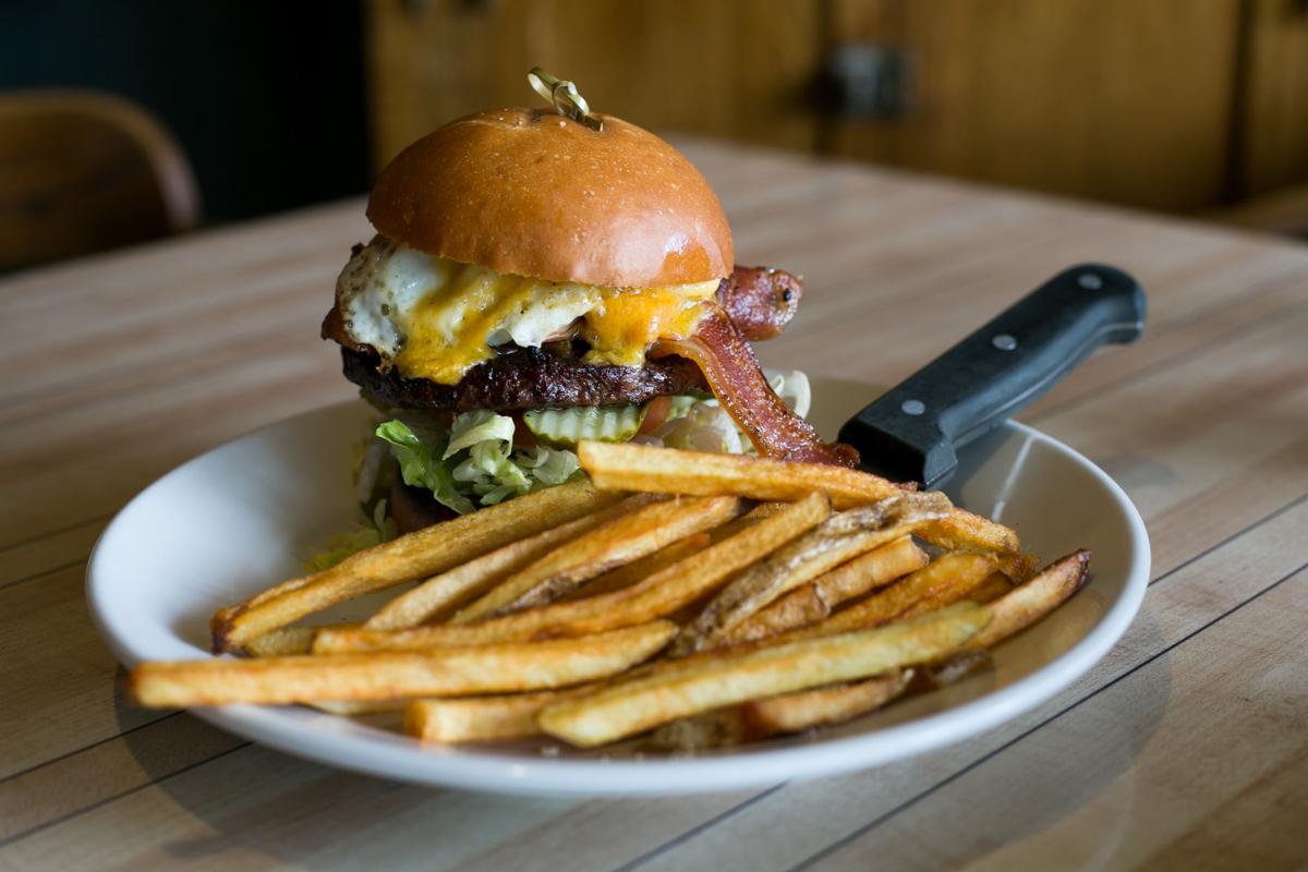 5 great local burgers | Explore Yakima | yakimaherald.com