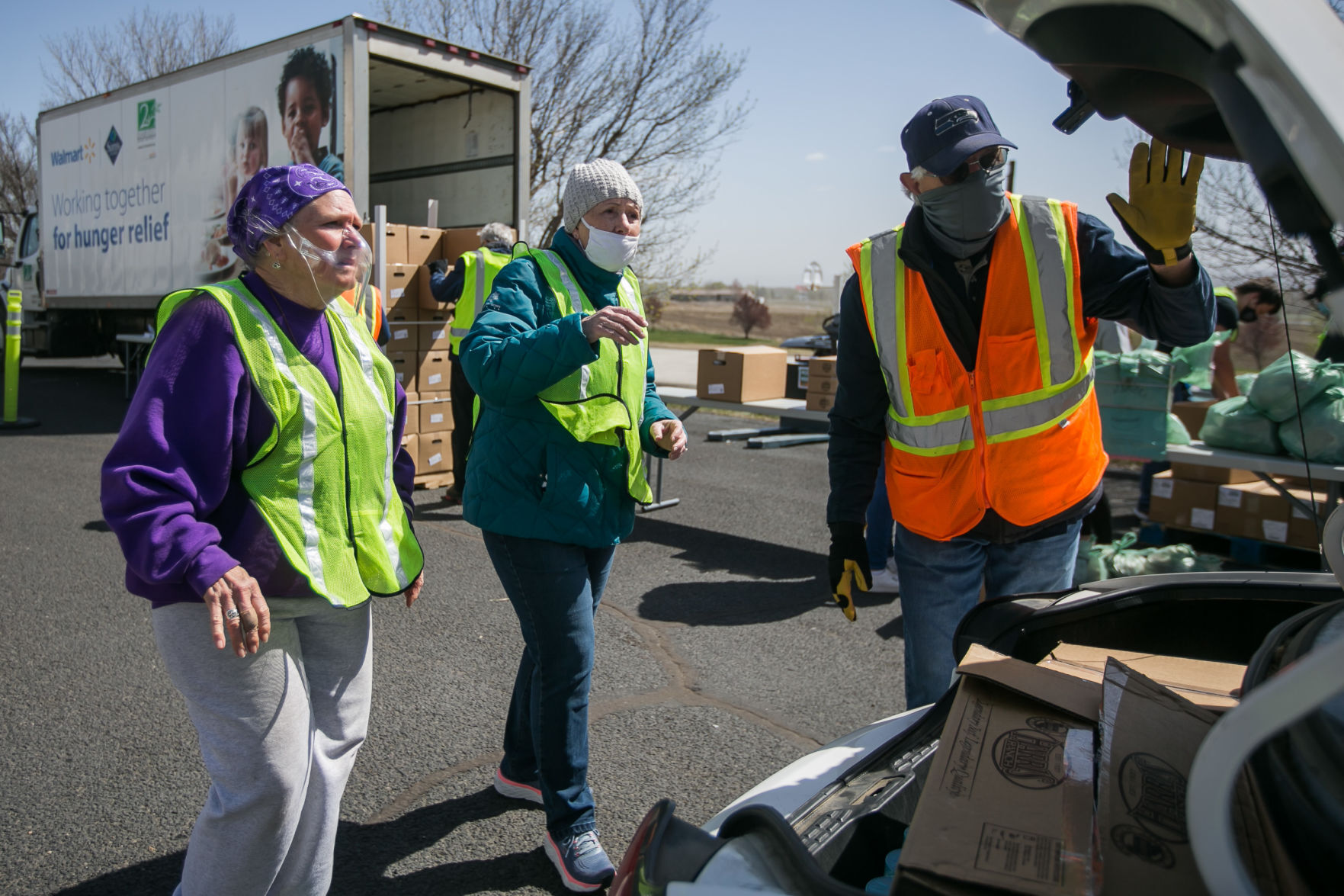 In the Yakima Valley, food banks develop new approaches to feeding
