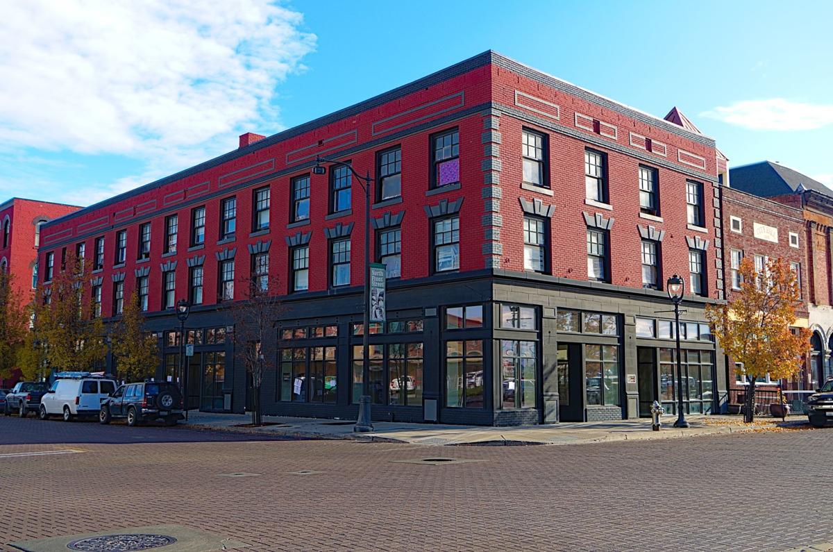 City Declares Senator Apartments Dangerous Orders Tenants Out By Wednesday Local Yakimaherald Com