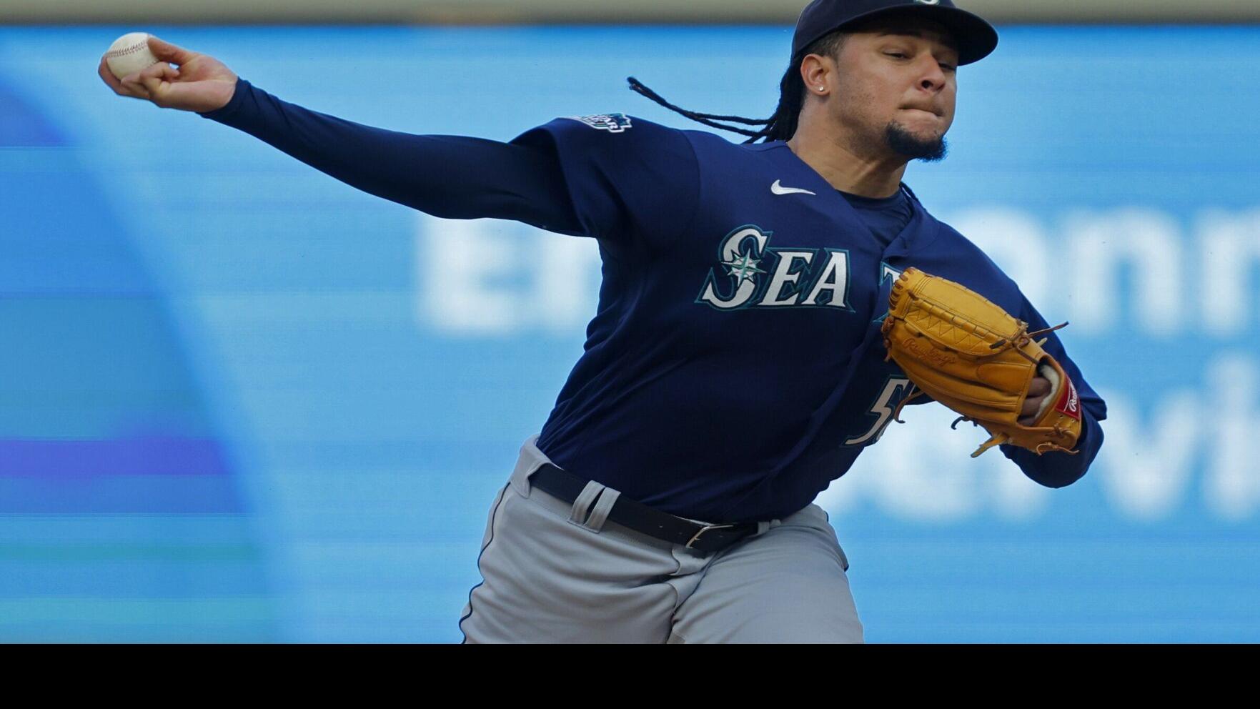 Luis Castillo -- Game Used Jersey -- Worn July 24 (Winning Pitcher