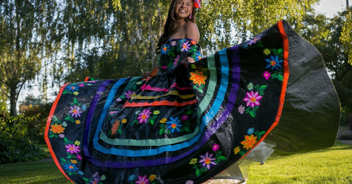 mexican prom dress Mexican Quinceanera Prom Dresses Embroidery Flowers Sweet 16 Party Evening Dress