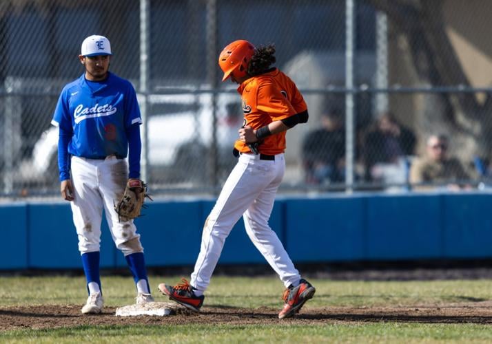 Davis baseball sweeps Ike, extends win streak to six Prep Sports