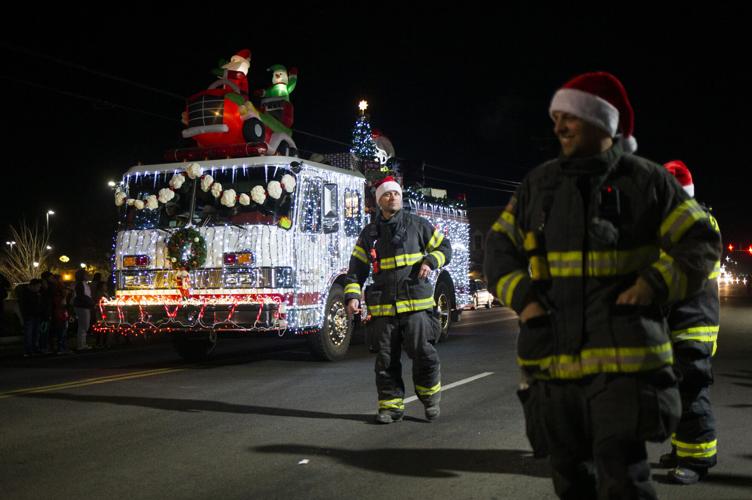 Giant trucks, thousands of Christmas lights part of Yakima Valley's