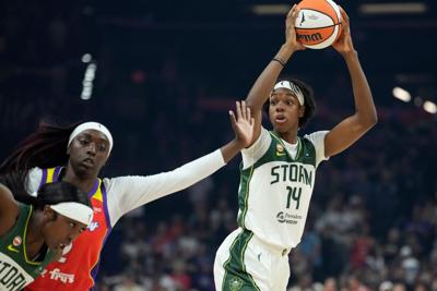 How Kevin Durant and WNBA All-Star Dominique Malonga formed their bond