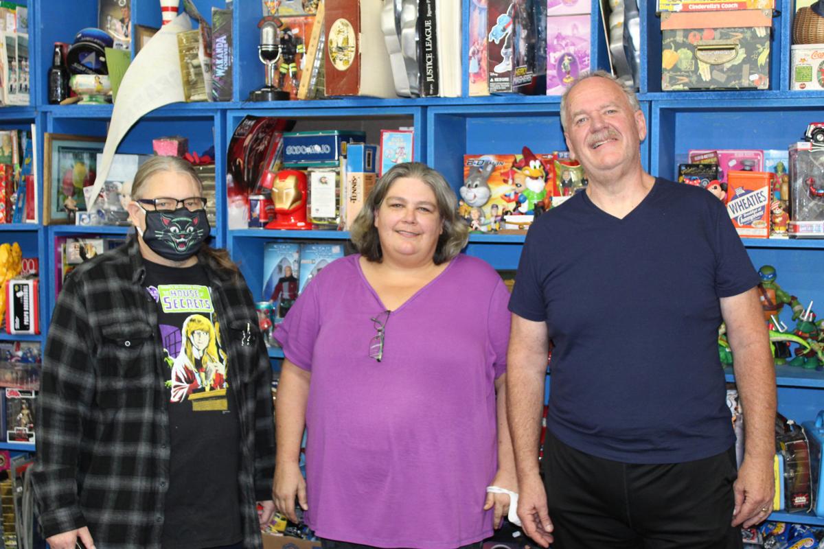 Ron's Coin & Collectibles owner Joe Mann honored by Yakima chamber Local