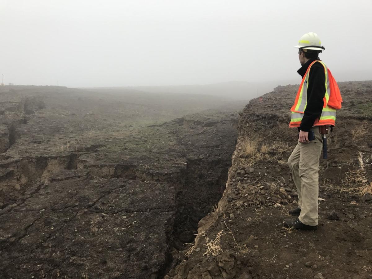 Officials say using a thirdparty geologist on Rattlesnake Ridge eases