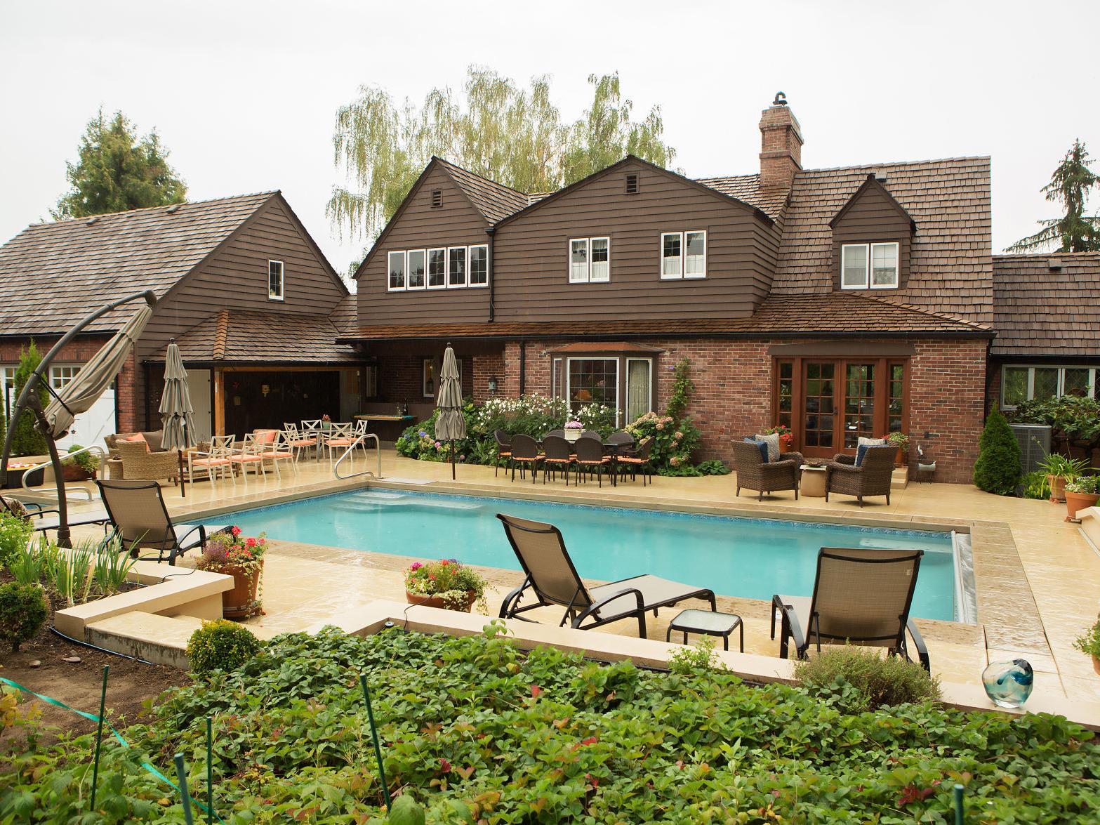 Yakima Abode An English Tudor To Remember Home And Garden Yakimaherald Com