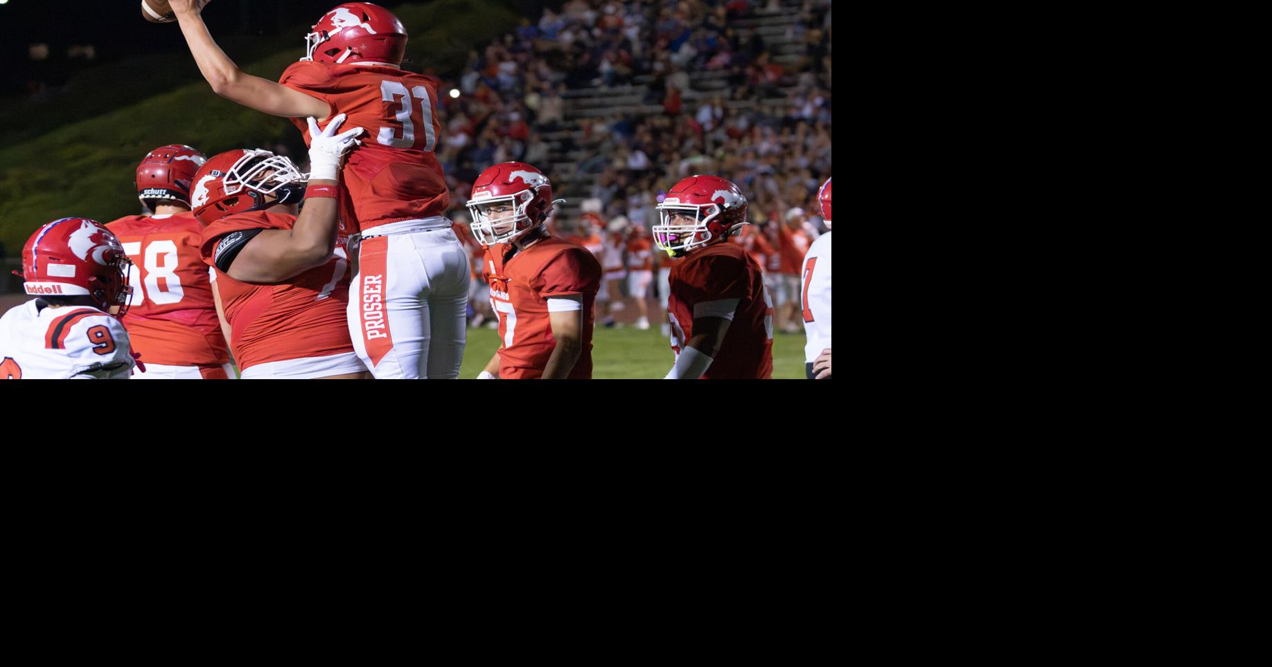 Hoefer, Prosser run away from Othello with dominating second half ...