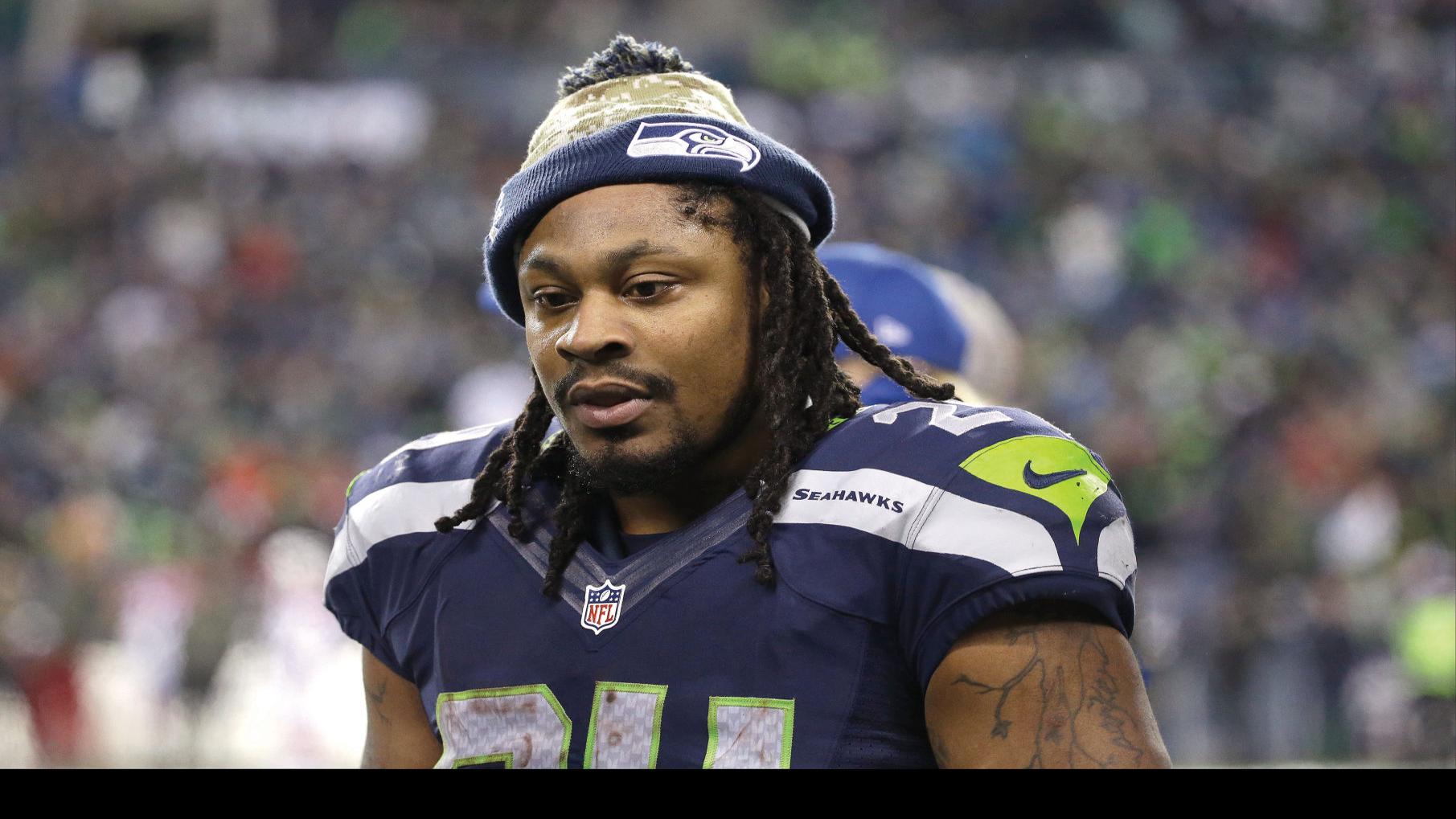 Lynch reportedly tells Raiders he wants to play football again