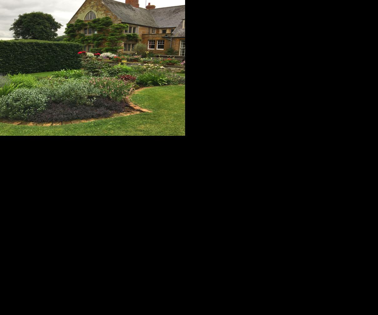 resized color corrected Coton Manor.jpg