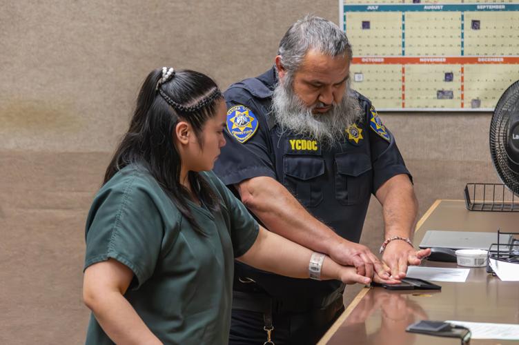 Yakima woman sentenced to 22 years in prison for strangling 4-year-old ...