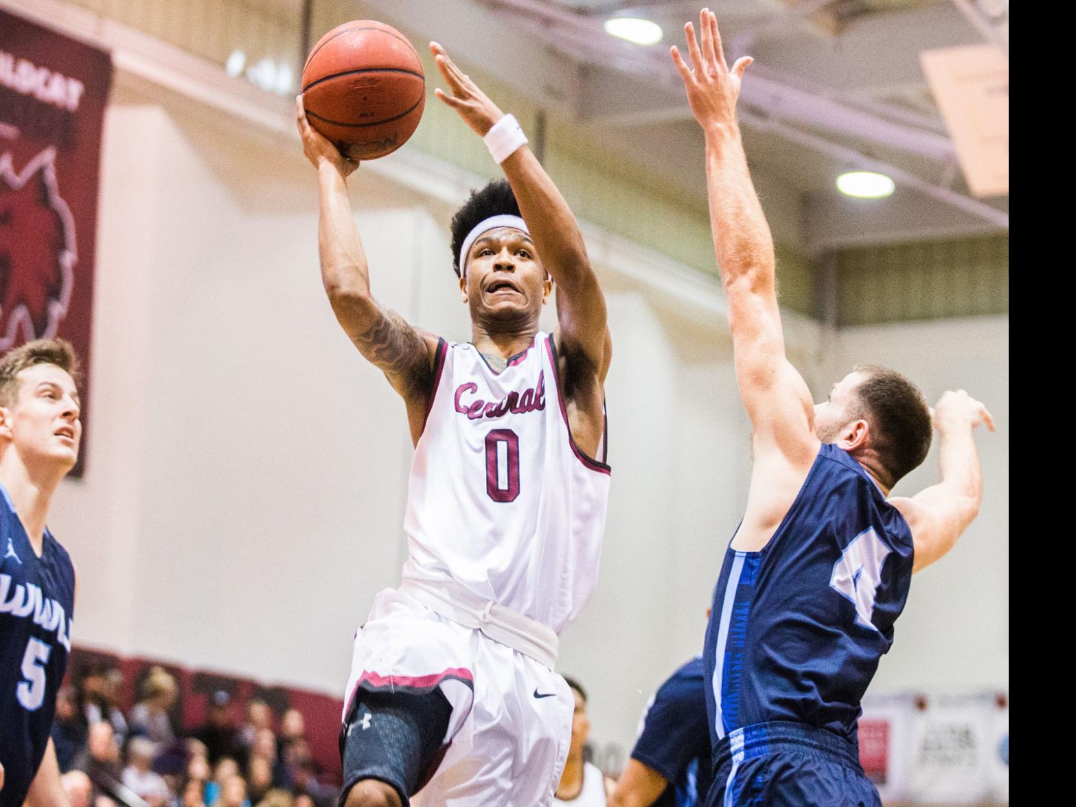 Cwu Men S Basketball S Shabazz Named Gnac Freshman Of The Year
