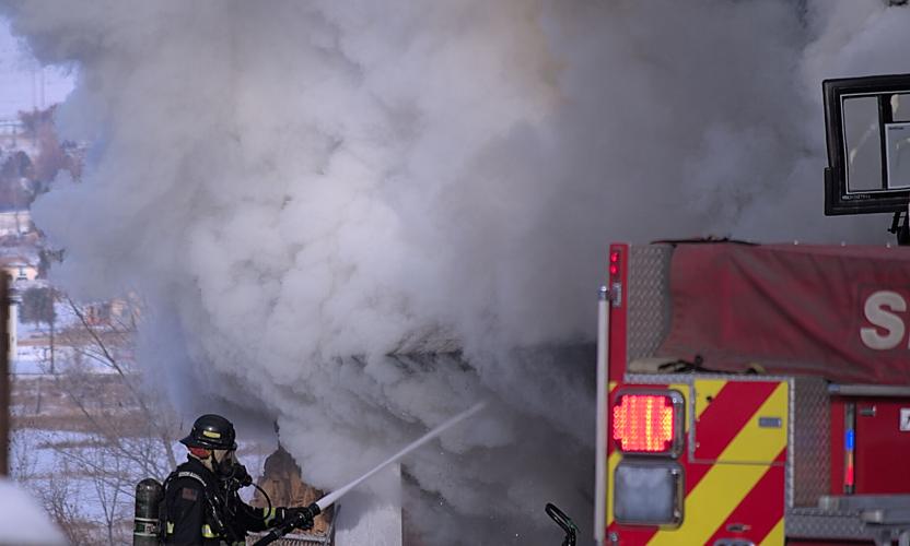 Firefighters respond to house fire north of Selah Local