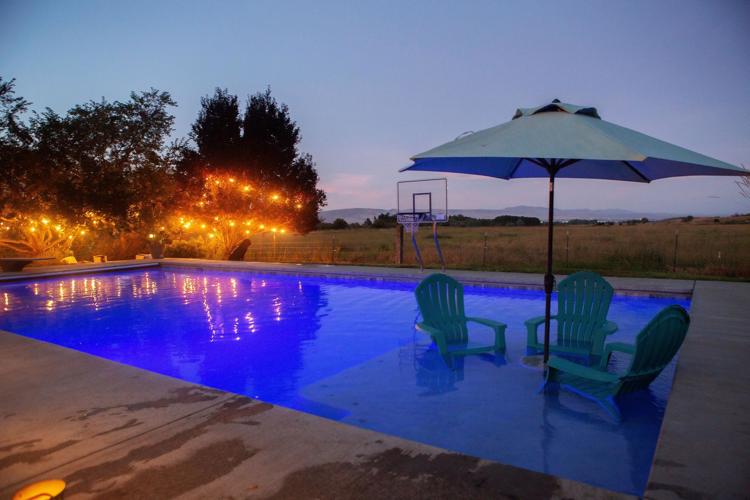 Yakima Abode The call of a swimming pool Magazine