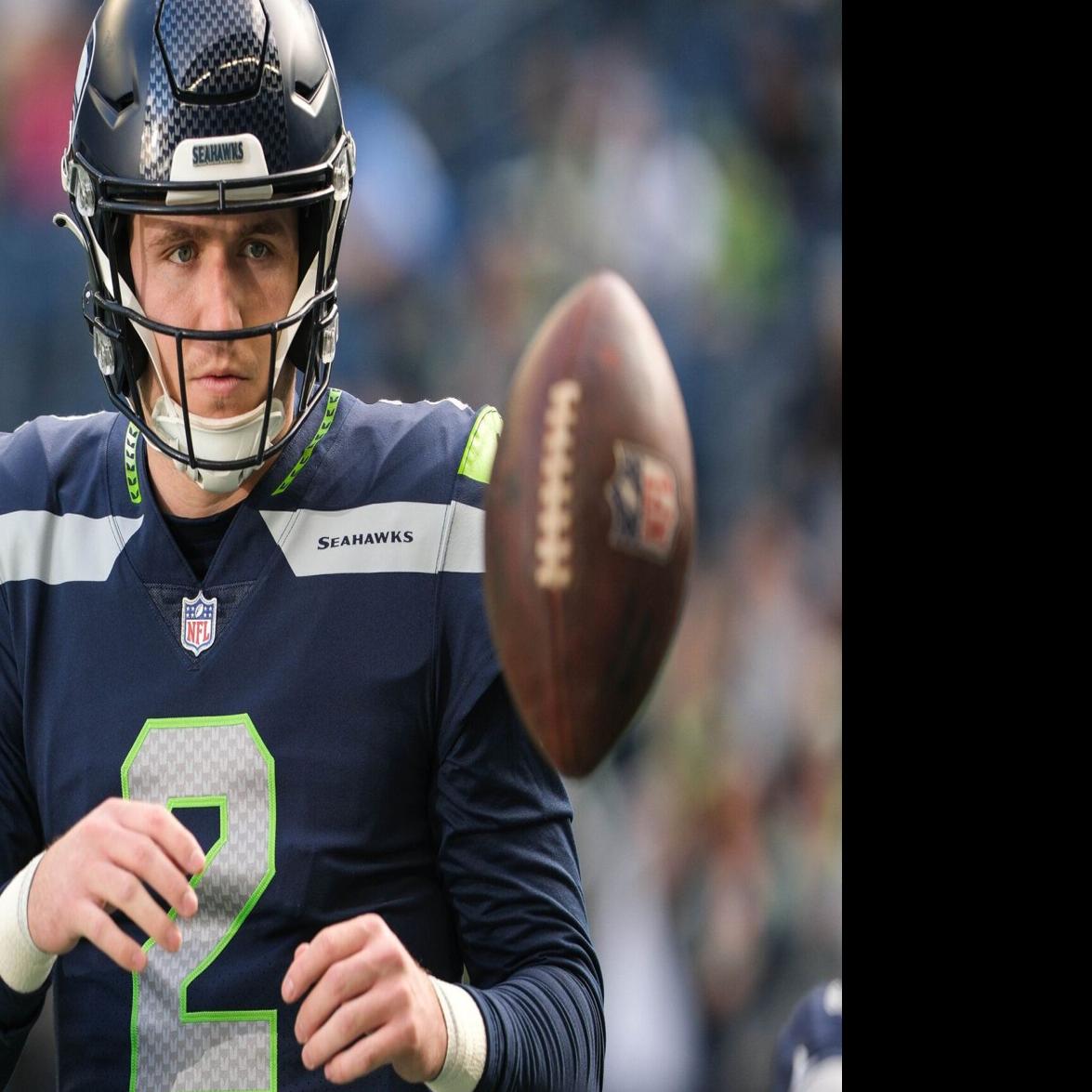 Seahawks agree to terms with backup QB Drew Lock on one-year deal