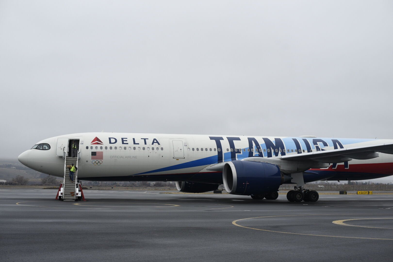 Flight from London to Seattle diverted to Yakima because of fog