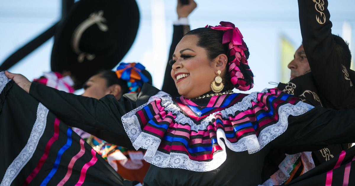 Baile folklórico groups keep Mexican culture and pride alive in the Yakima Valley