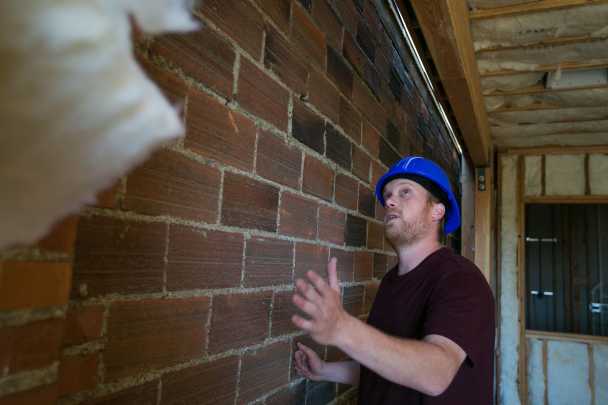 Haunted Houses Ellensburg Residents Get Into The Halloween Spirit News Dailyrecordnews Com