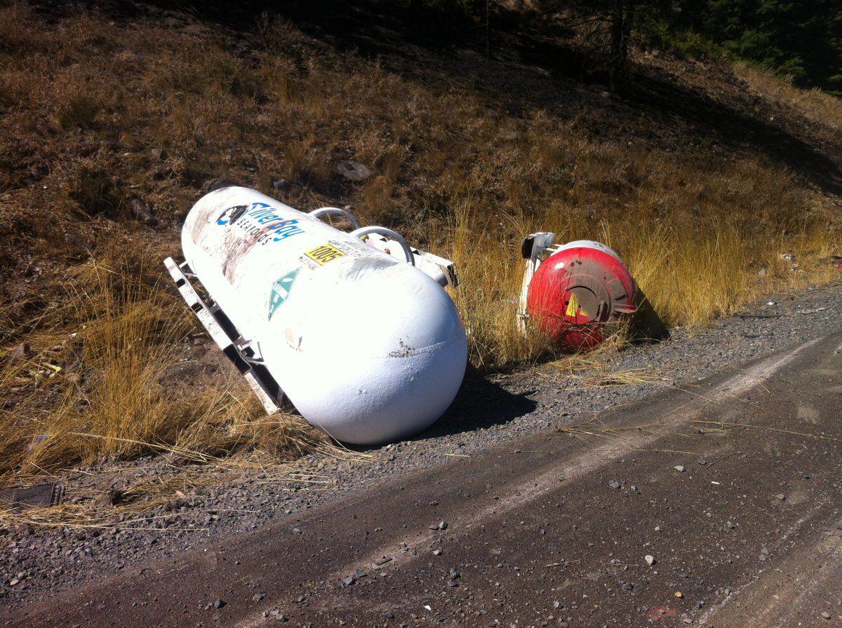 I90 reopens after deadly truck crash near Cle Elum spews