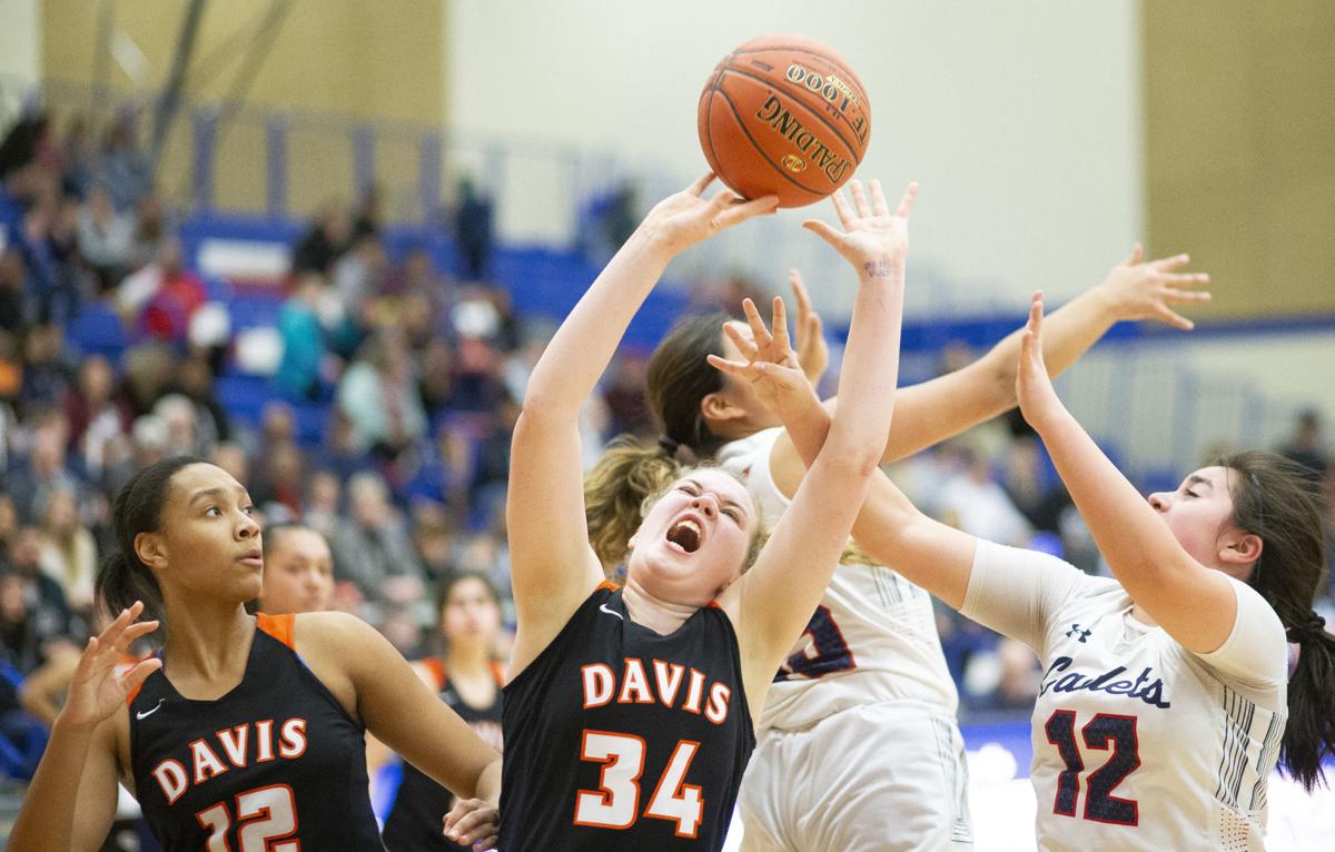 Girls Basketball Eisenhower Hosts Davis Sports Photos