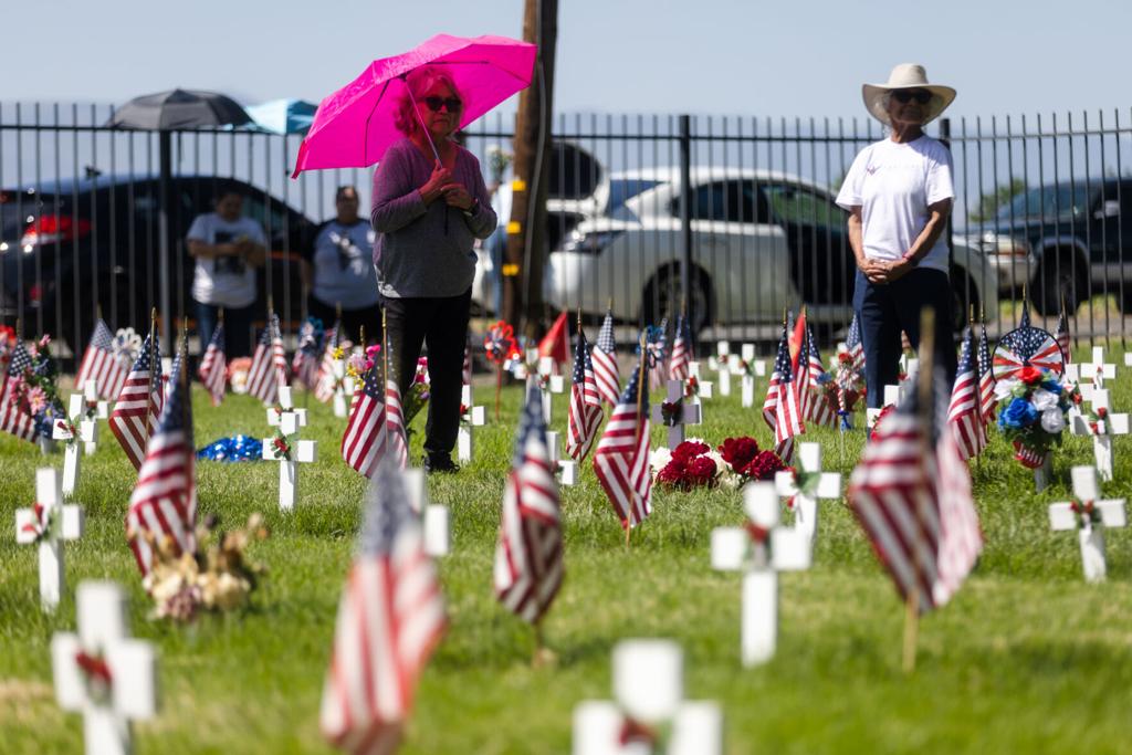 Mariners and MLB Honor Veterans on Memorial Day