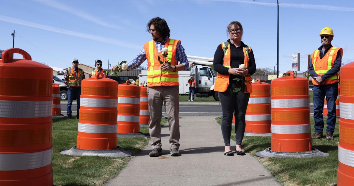 WSDOT workers remember fallen comrades, renew call for drivers to be ...
