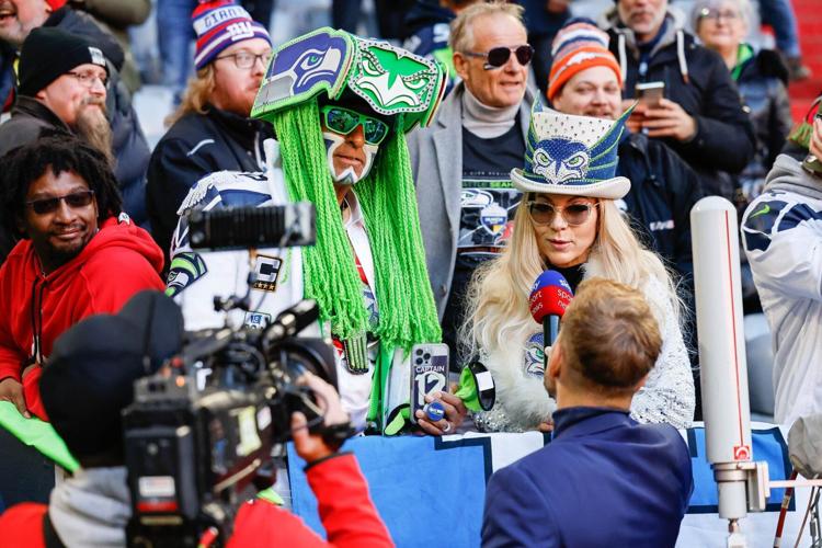 Photos: Seahawks in Germany vs. Buccaneers, Seahawks